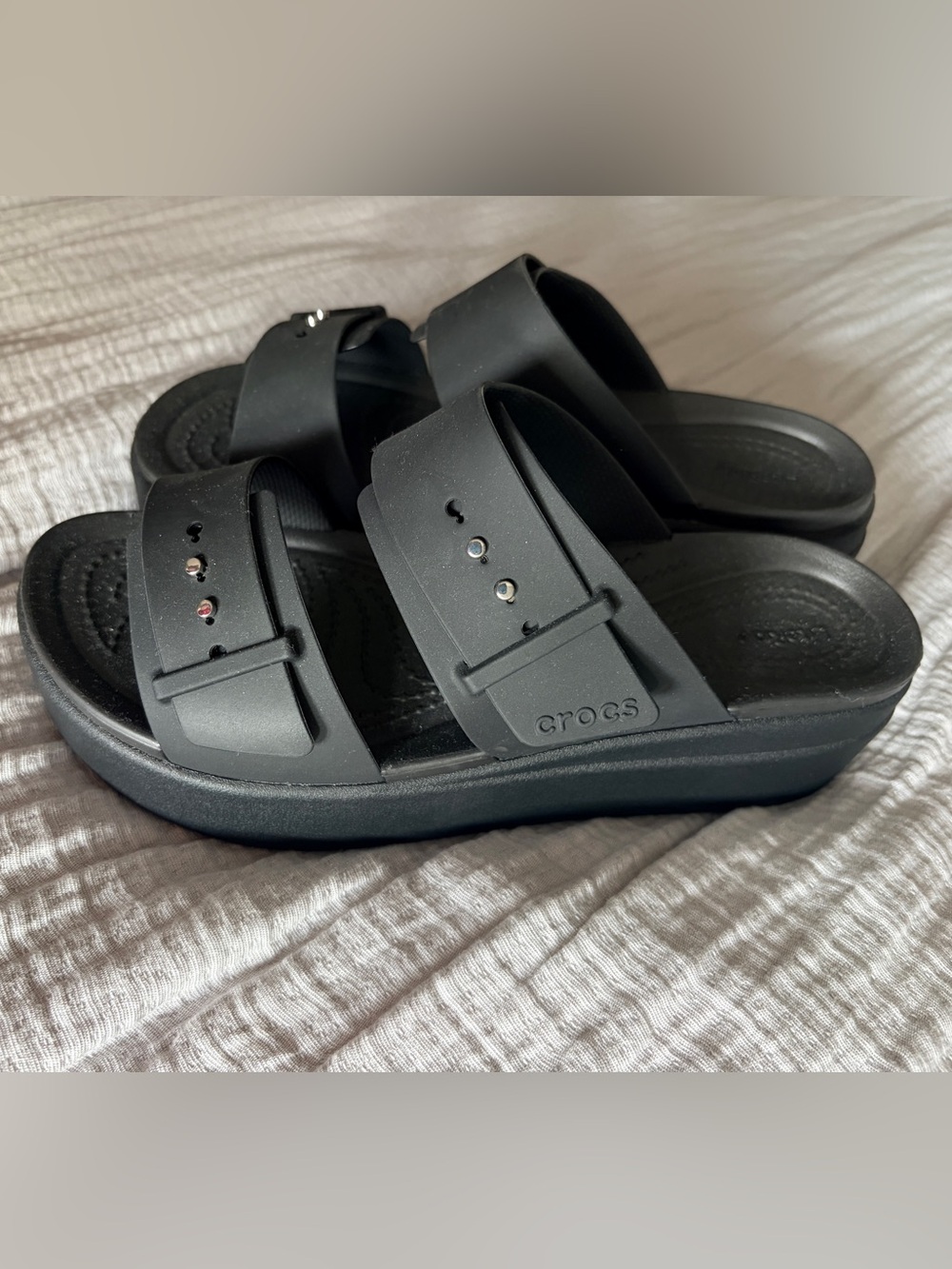 Platform sandals